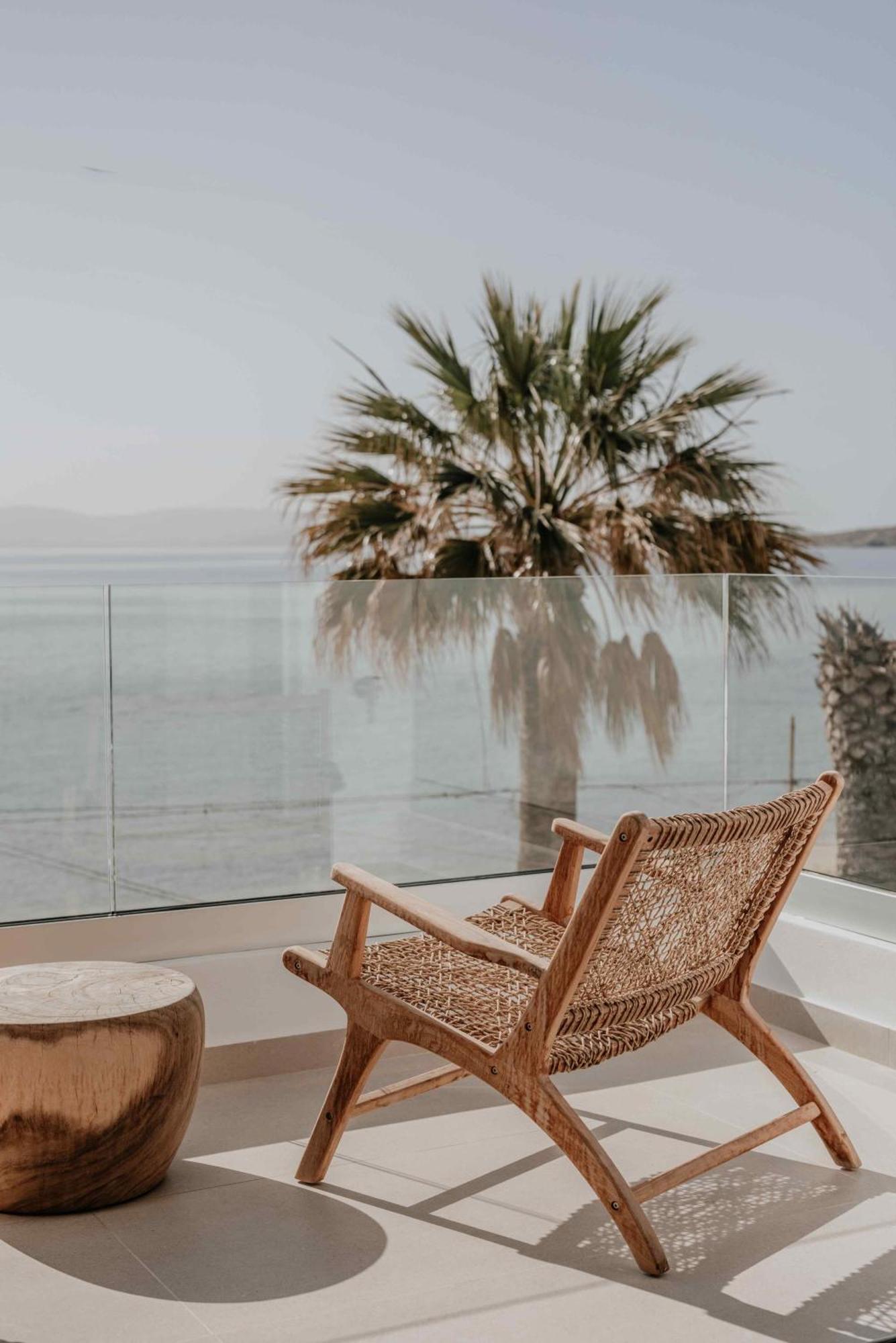 Ostrako Beachside Suites Agia Anna  Extérieur photo