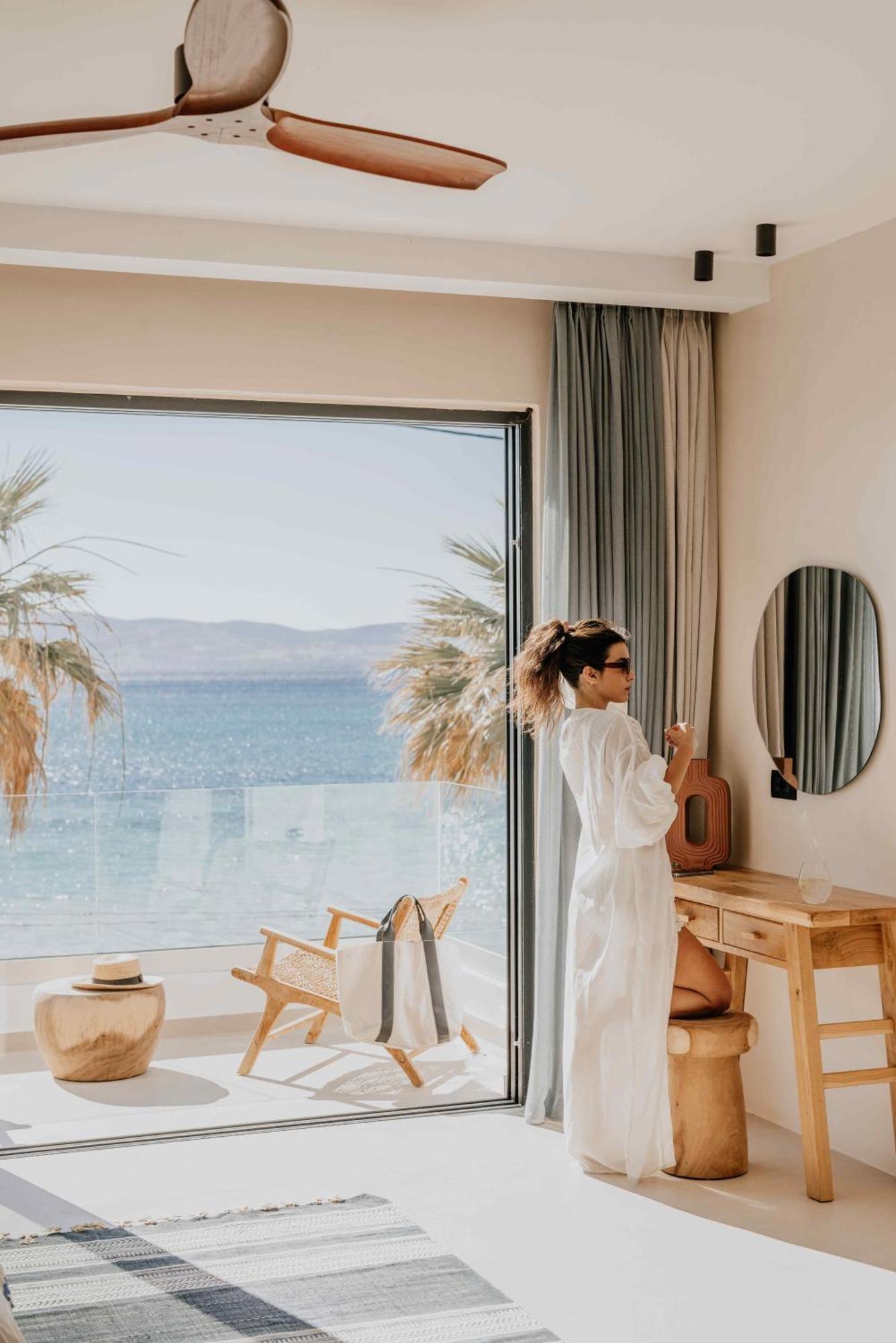 Ostrako Beachside Suites Agia Anna  Extérieur photo